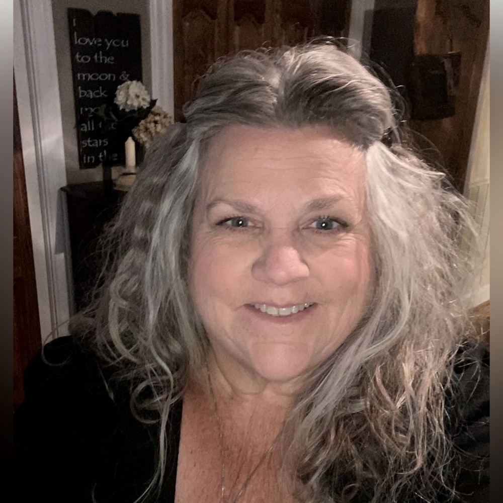 Meet your Posher, Leann